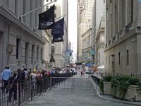Wall Street venant de Broadway P1030412