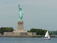 Liberty Island P1030364
