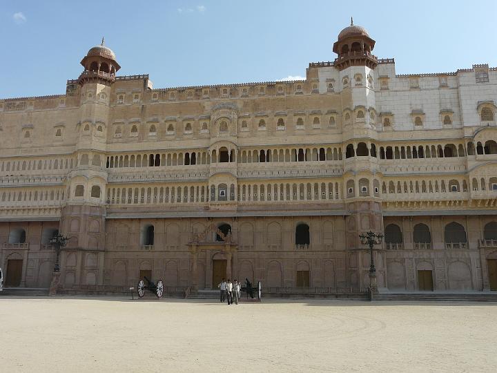 fortbikaner380.JPG