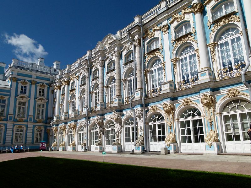 25 Tsarskoie Selo Palais Catherine Facade.JPG